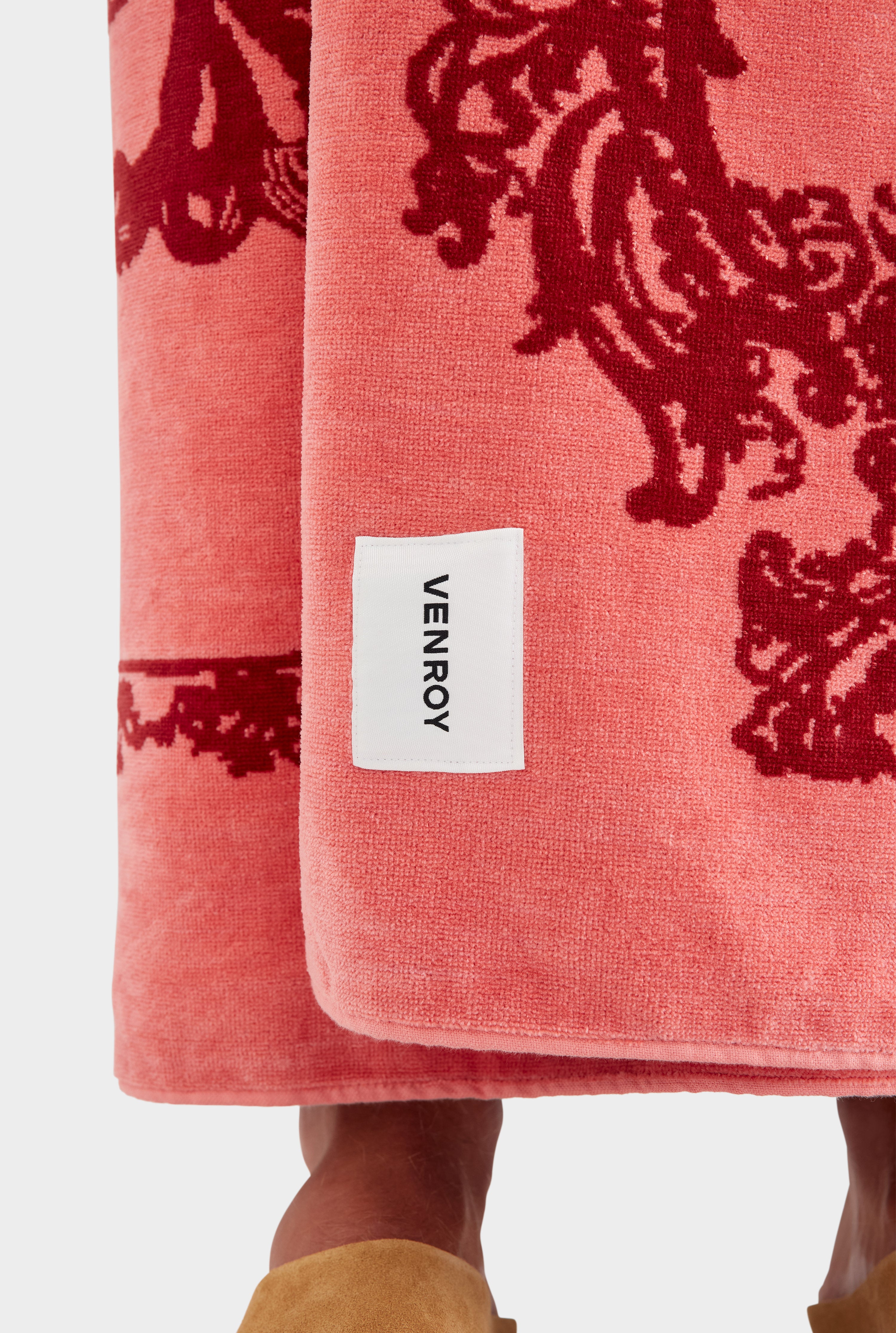 Sacred Heart Towel - Rose/Burgundy