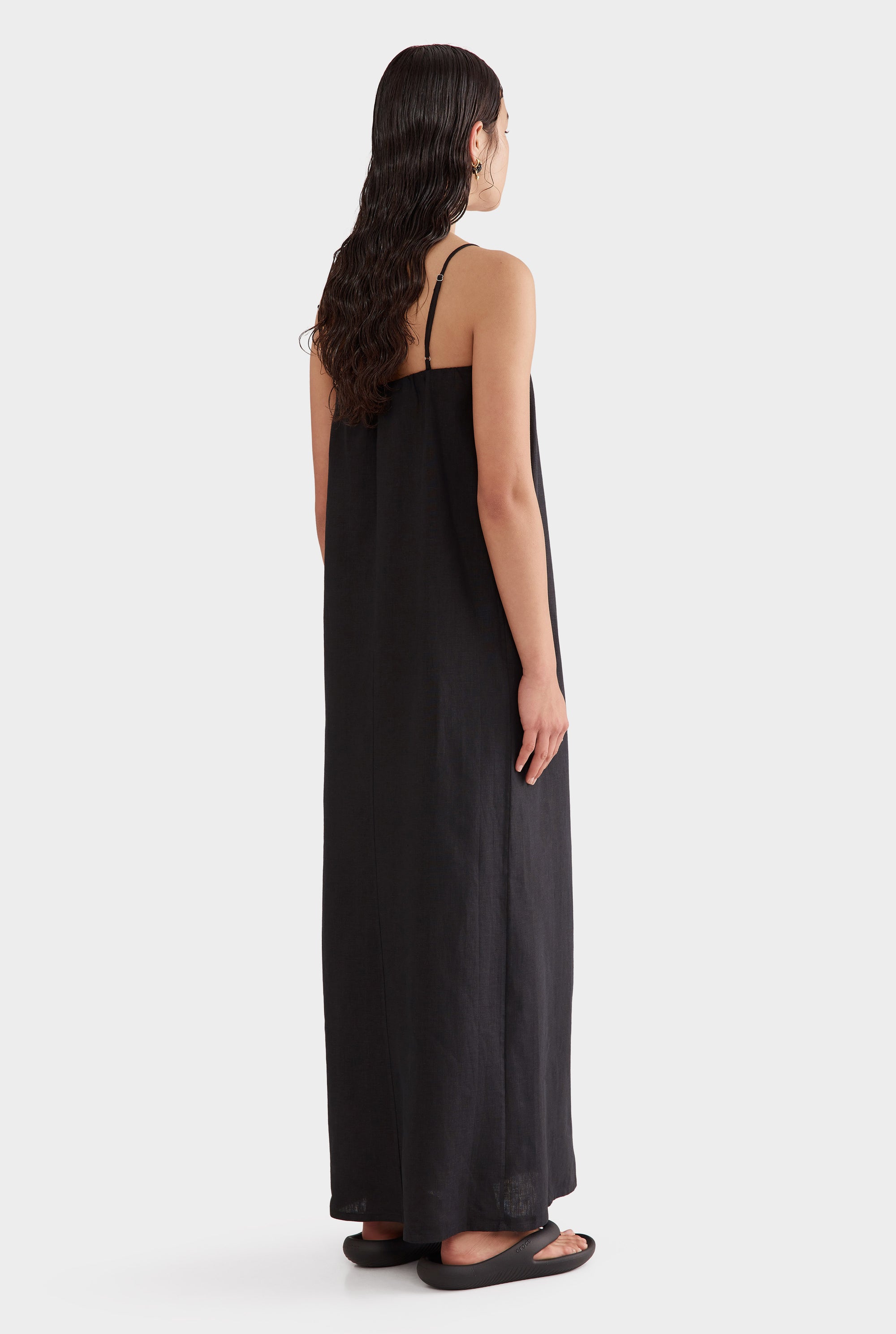 Gathered Linen Maxi Dress - Black