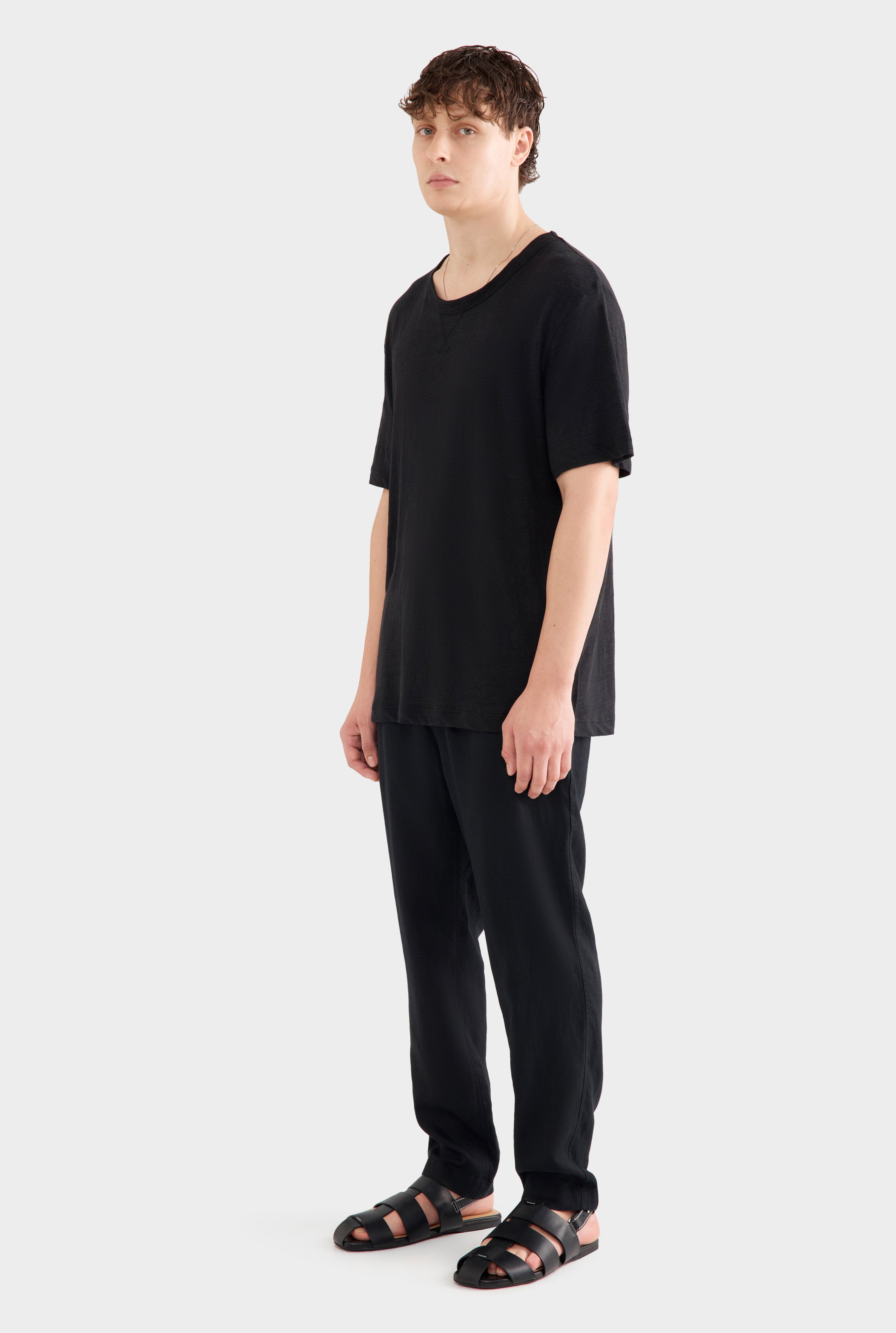 Coverstitch Linen T-Shirt - Black