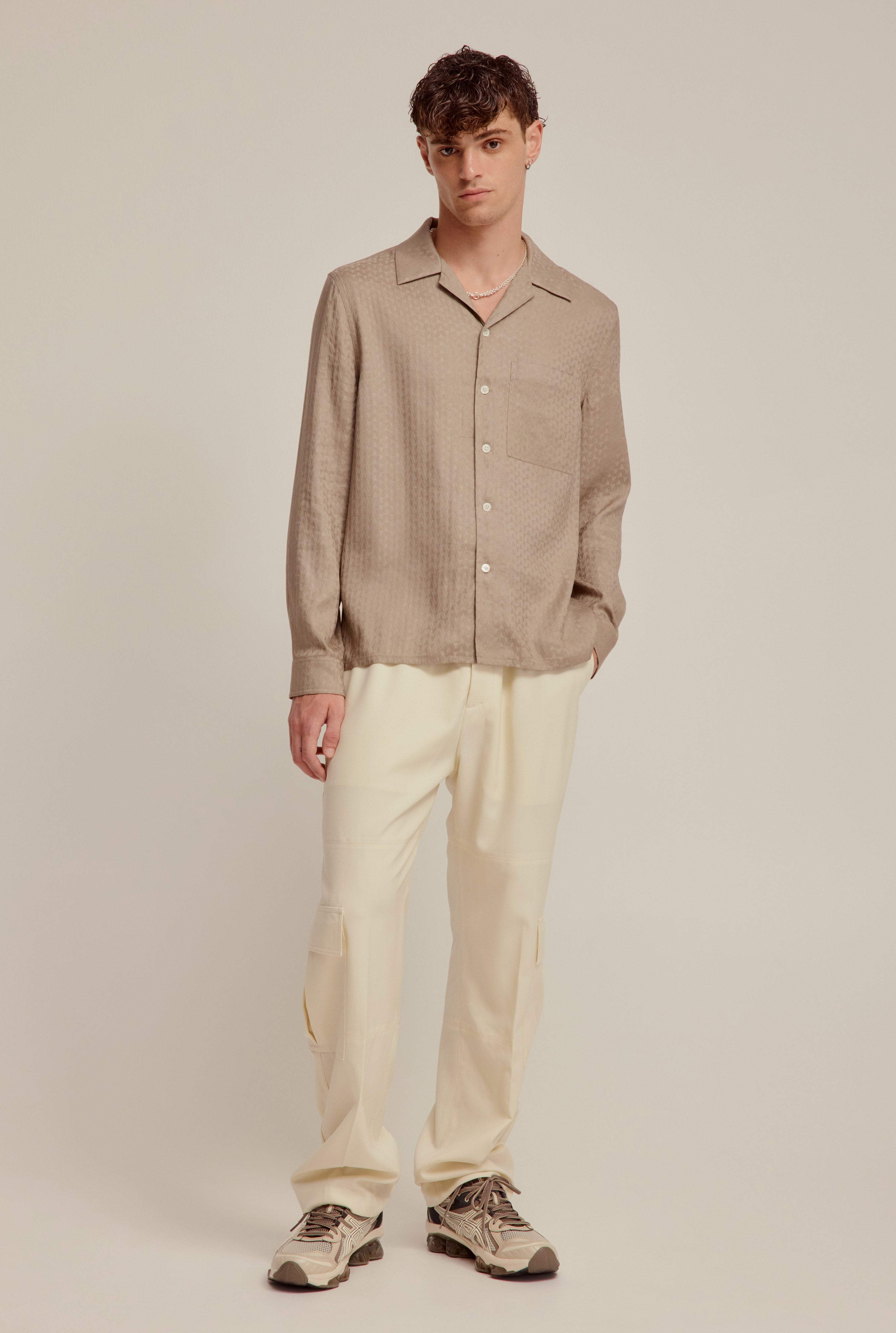 Long Sleeve Jacquard V Monogram Silk Linen Shirt - Walnut