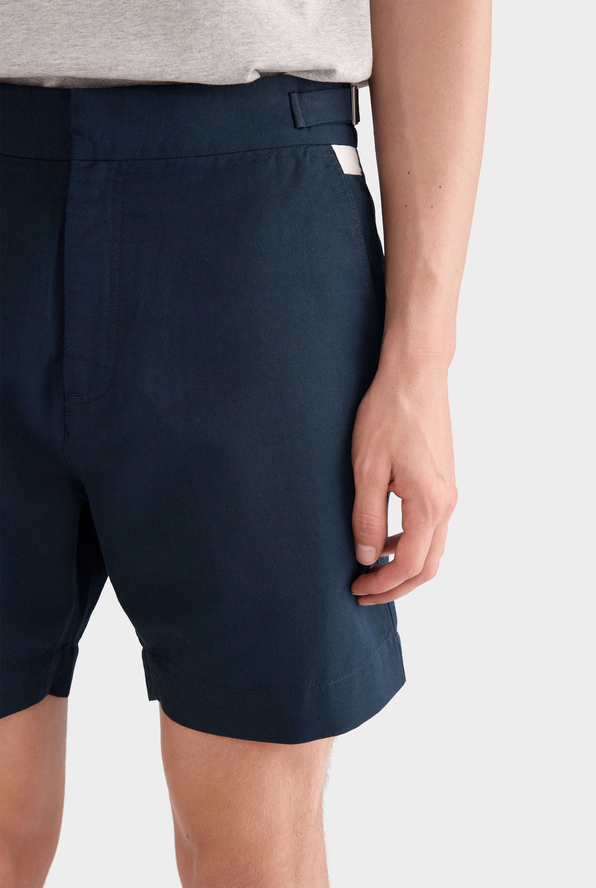 Cotton Linen Twill Side Tab Short - Navy/Natural Tape