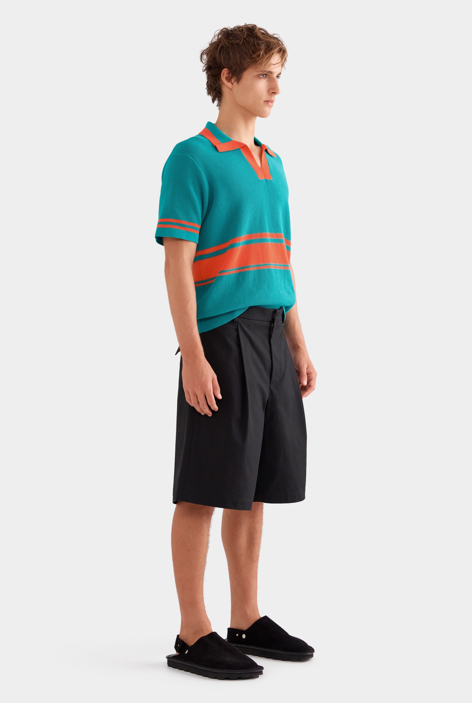 Cotton Canvas Pleated Bermuda Short - Black