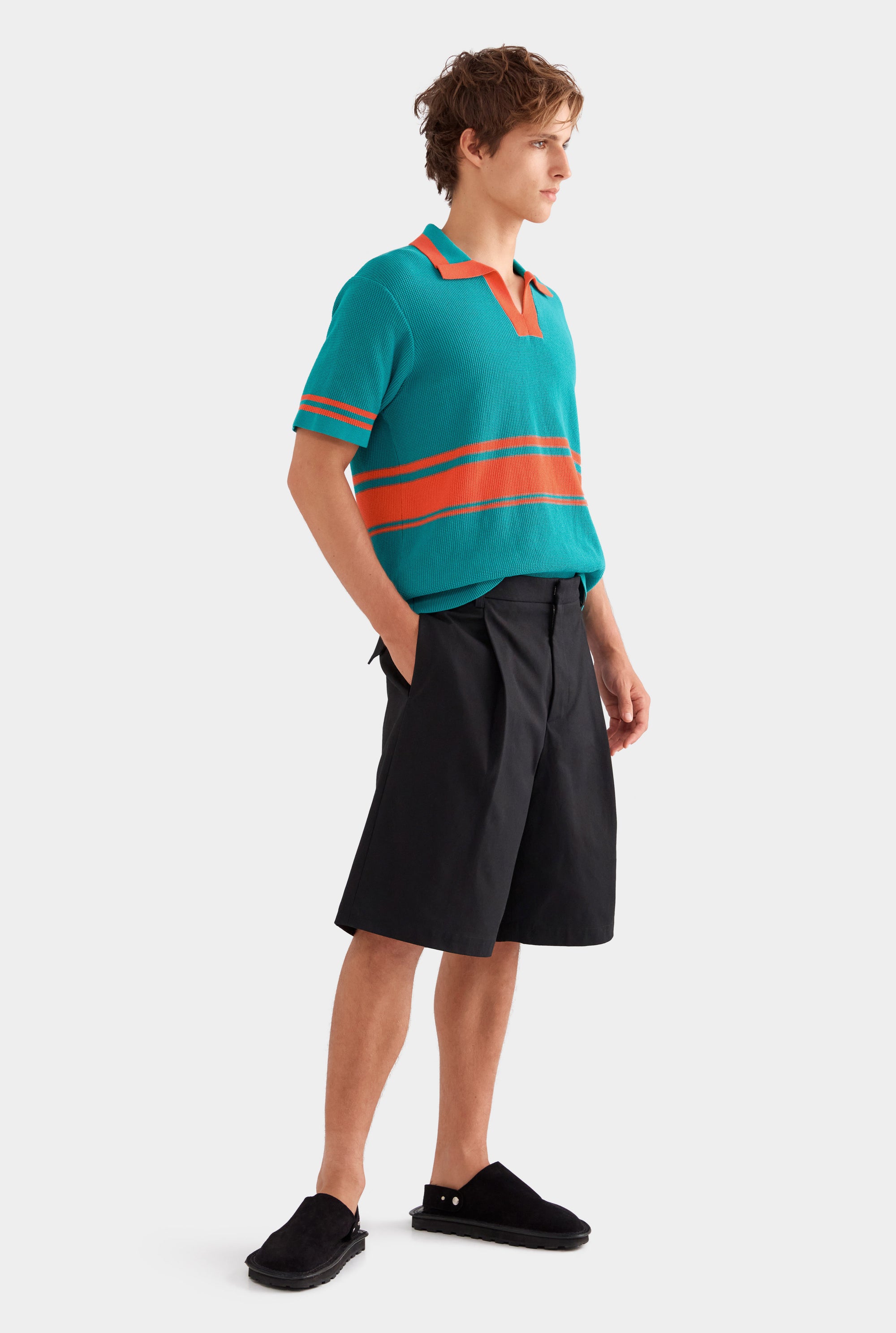 Cotton Canvas Pleated Bermuda Short - Black