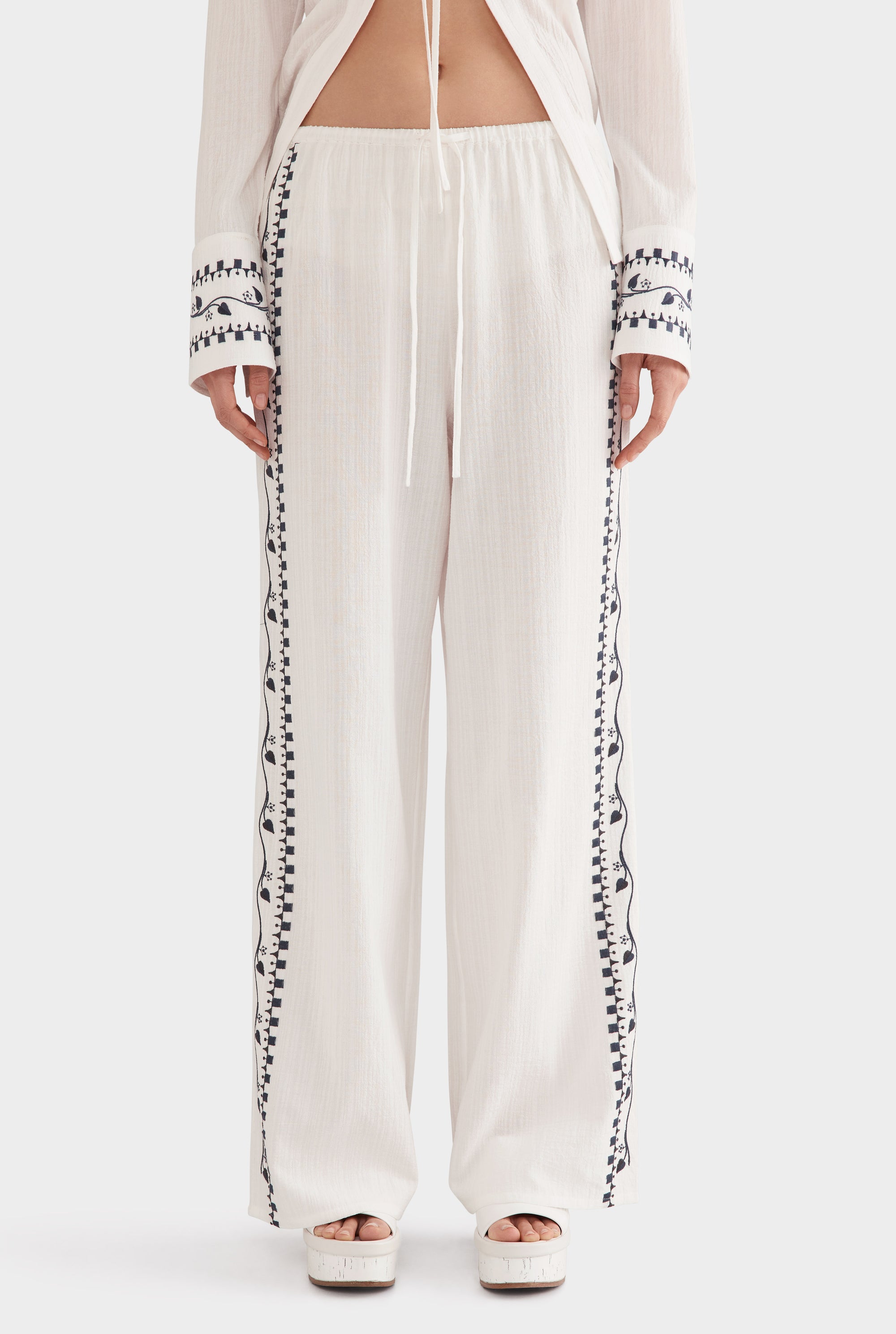 Embroidered Cotton Drawstring Pant - Off White/Ditsy Floral Embroidery