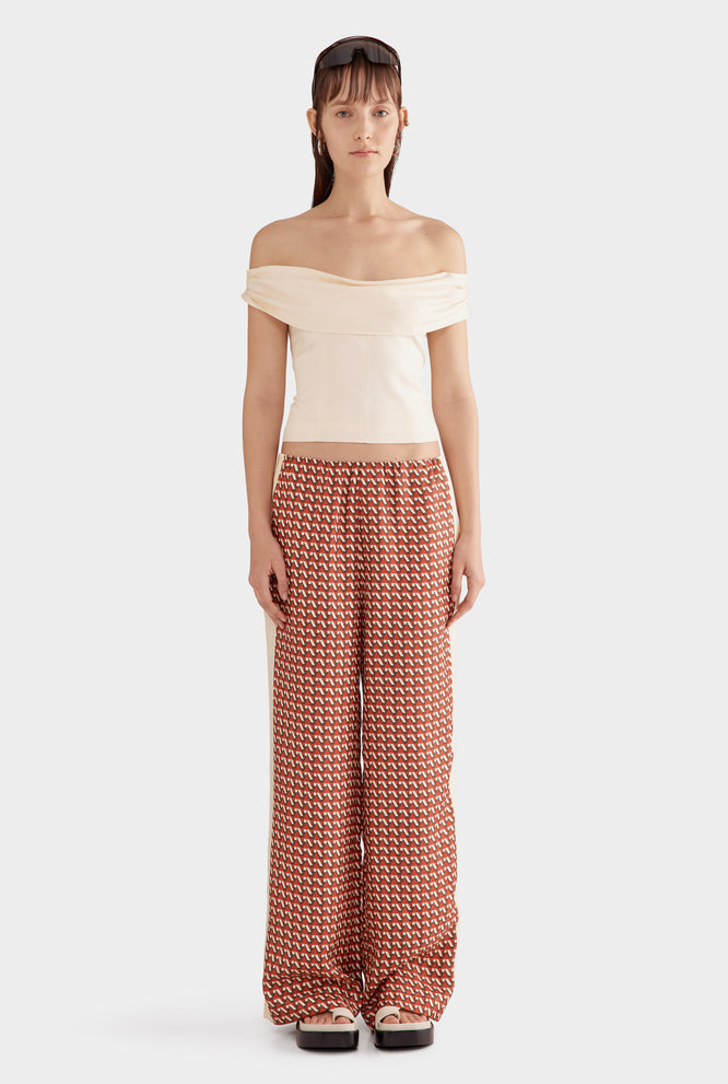 Silk Relaxed Pant - Cocoa/Red V Monogram