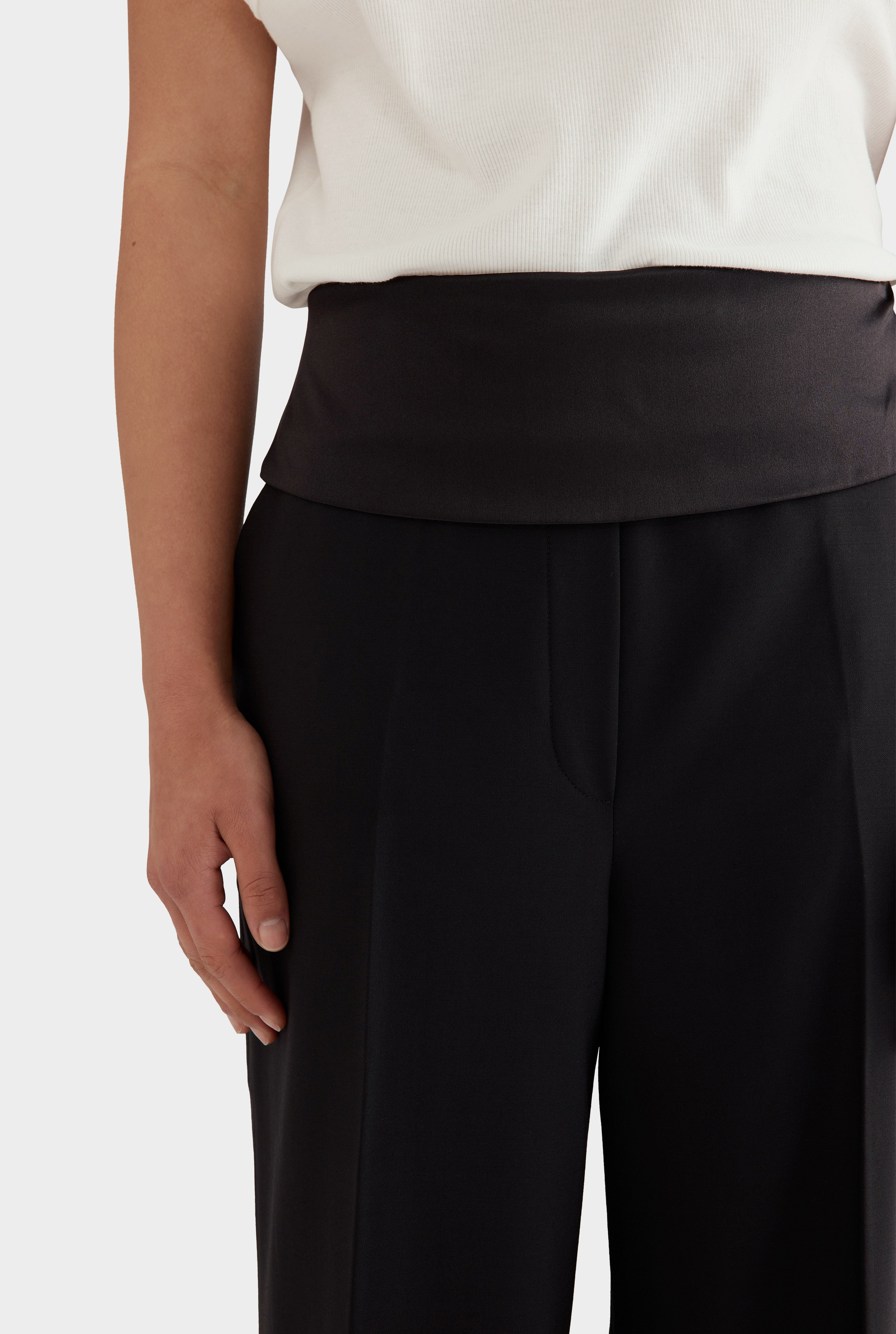 Silk Cummerbund Wool Pant - Black