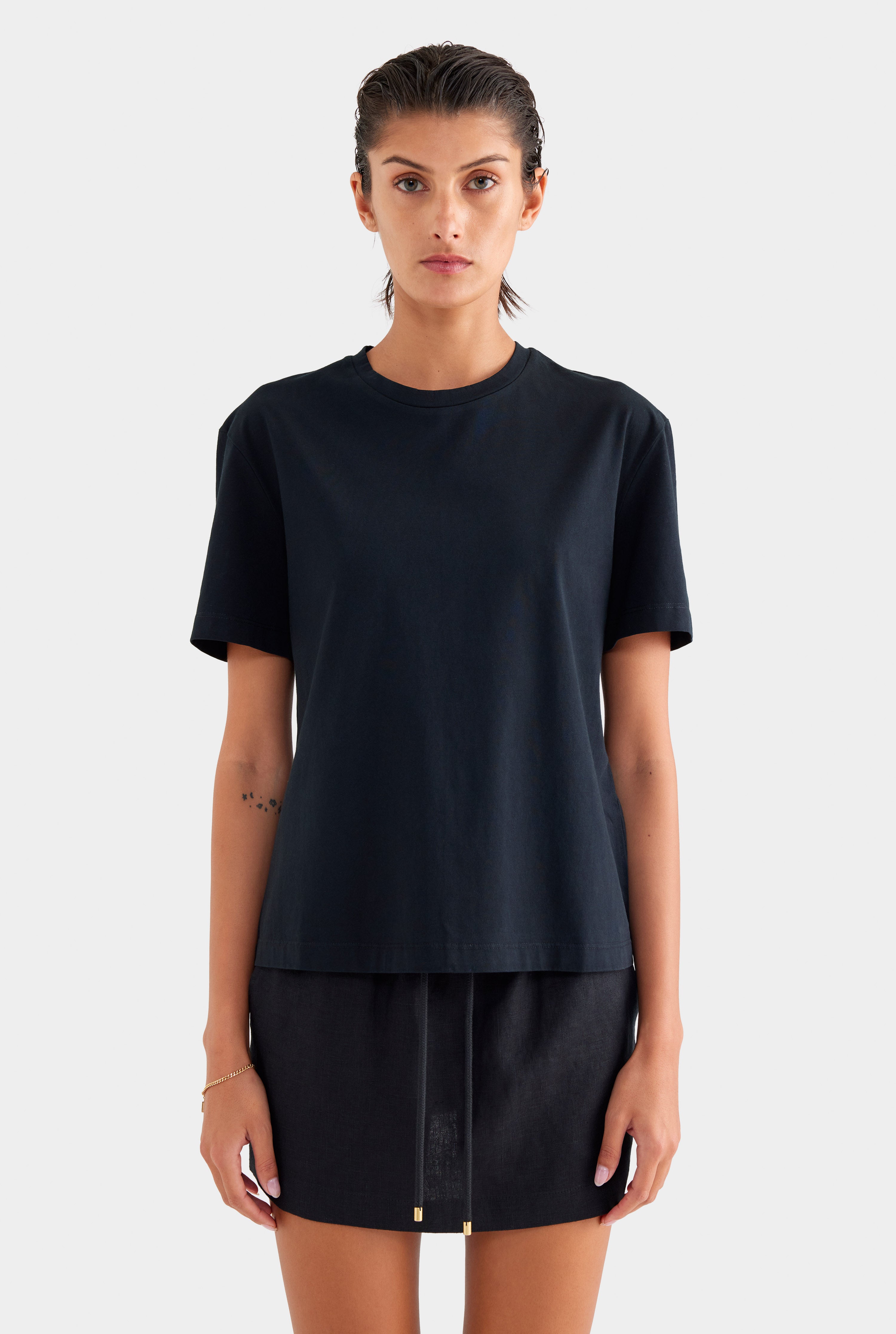 Relaxed Tee - Black