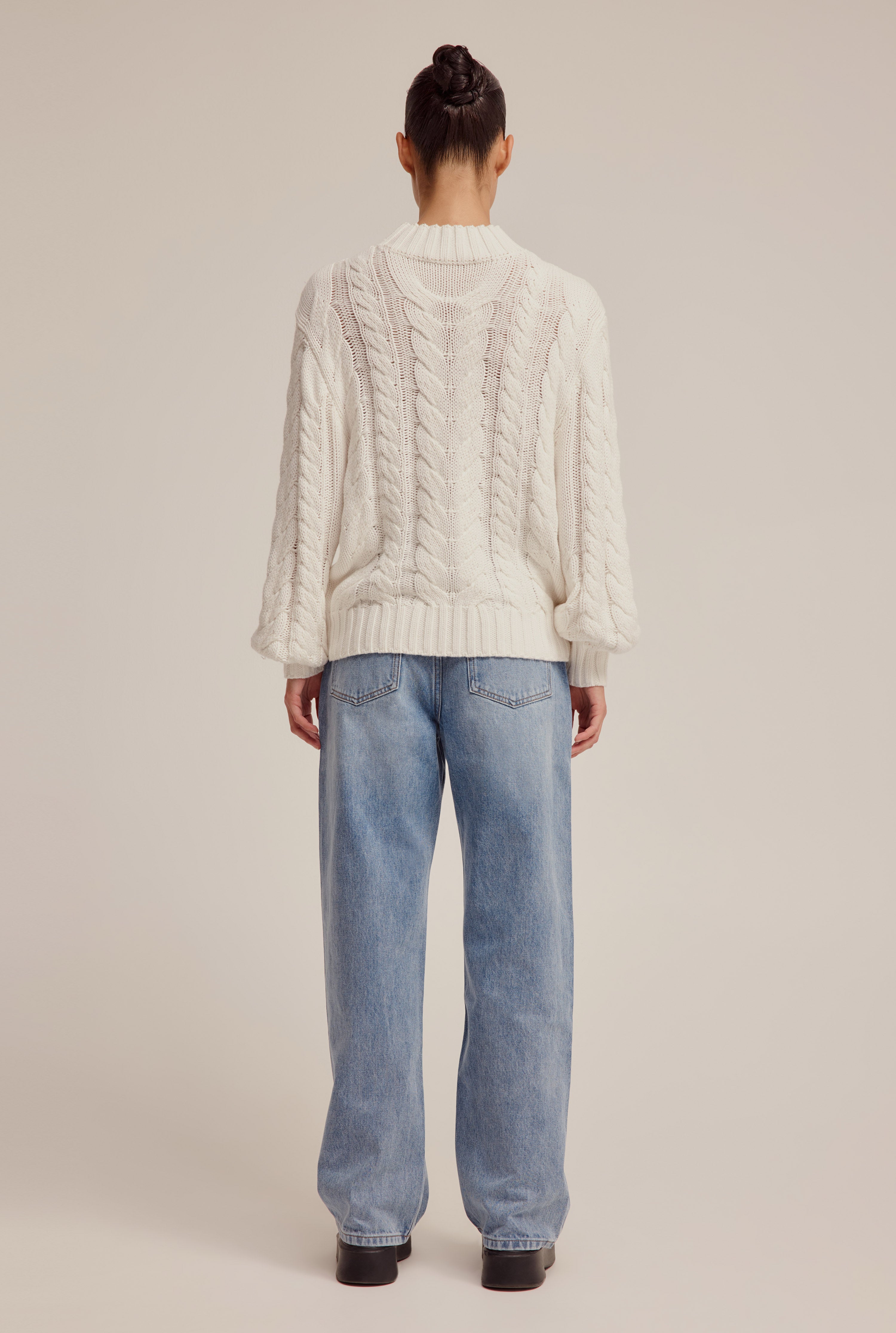 Cotton Cashmere Cable Knit Sweater - Off White